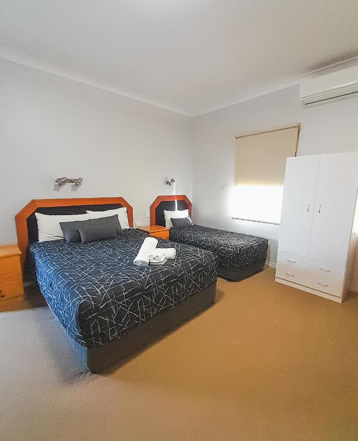Golfers Inn Tenterfield Eksteriør bilde